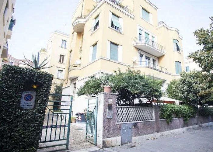 Bed & Breakfast Ghr Aventino Inn 4*